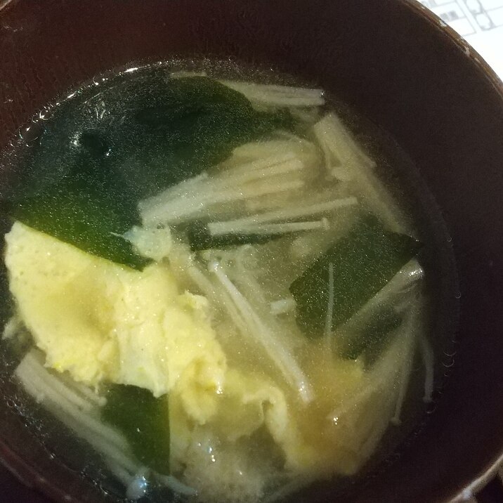 ふわふわ卵の中華スープ